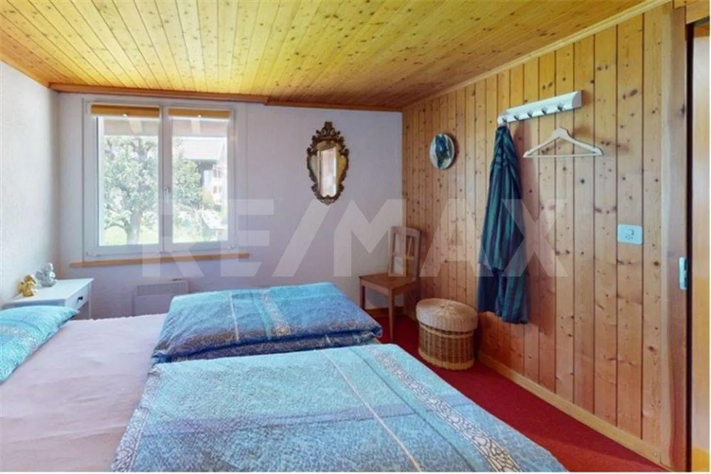 4 Zimmerwohnung und separate Parzelle mit 3 Parkplätzen - Foto 5 von 11