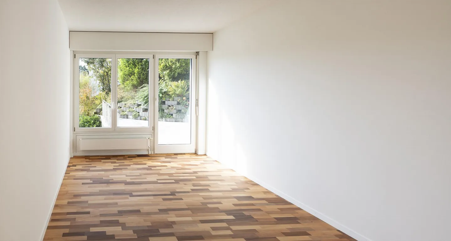 Light flooded Family Home with Breathtaking Lake and Mountain Views - Photo 11 of 17