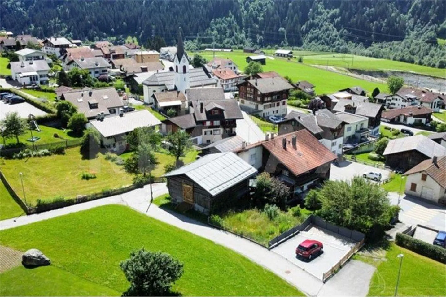 4 Zimmerwohnung und separate Parzelle mit 3 Parkplätzen - Foto 11 von 11