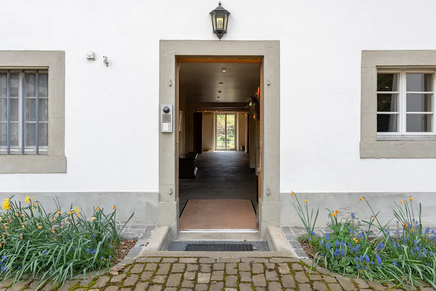 Enchanteur, rêveur et prestigieux – un espace de vie spacieux au sein de l'historique - Photo 5 sur 19