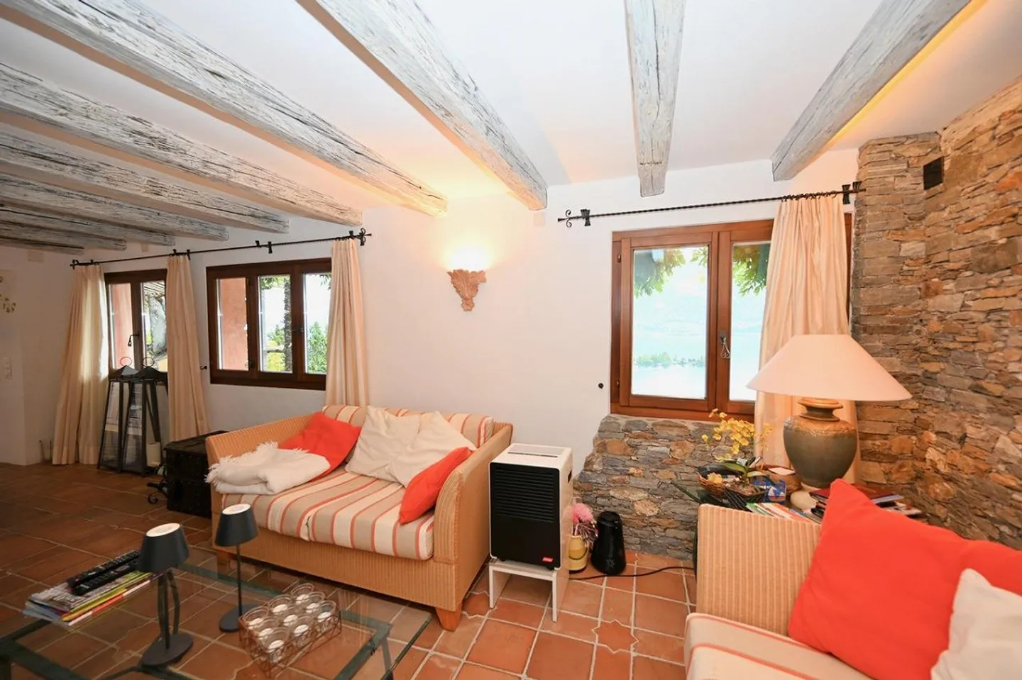 Rustico affascinante con vista mozzafiato sul Lago Maggiore - Foto 11 di 16