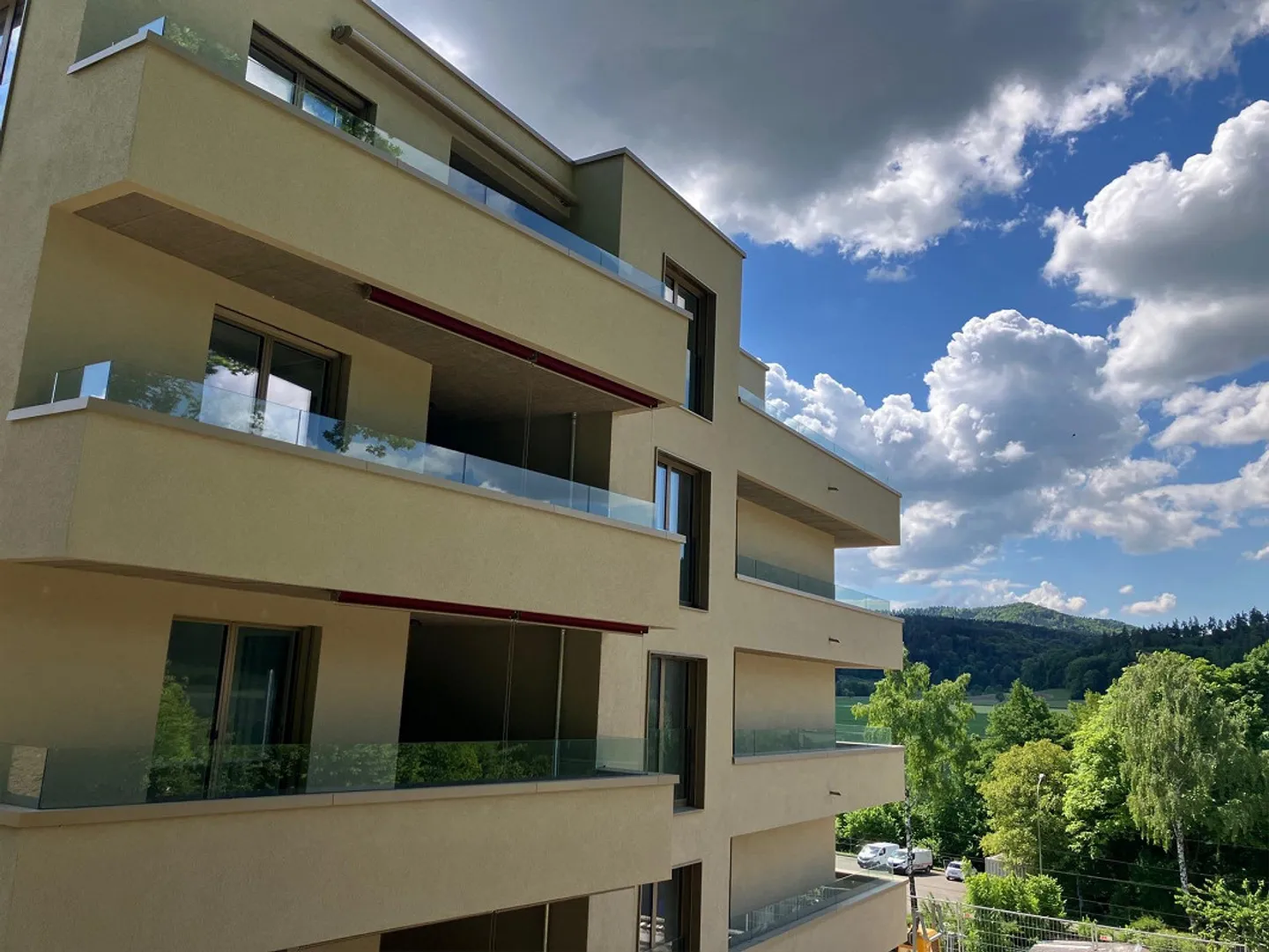 PRIMA LOCAZIONE - Appartamento spazioso, due balconi - Vista nel verde! - Foto 13 di 13