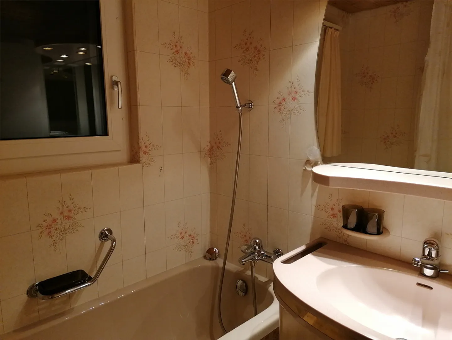 Cozy studio for rent no smokers - Photo 6 of 10