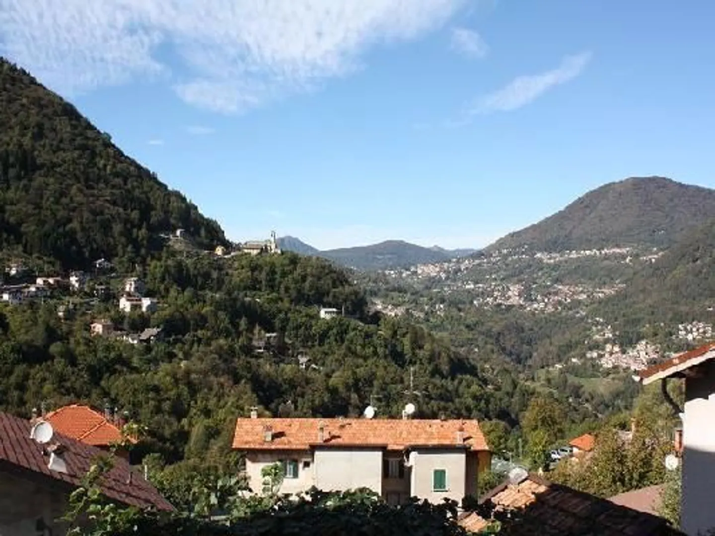 Maison de village 4 1/2 pièces avec garage et jardin en Italie - Photo 4 sur 7