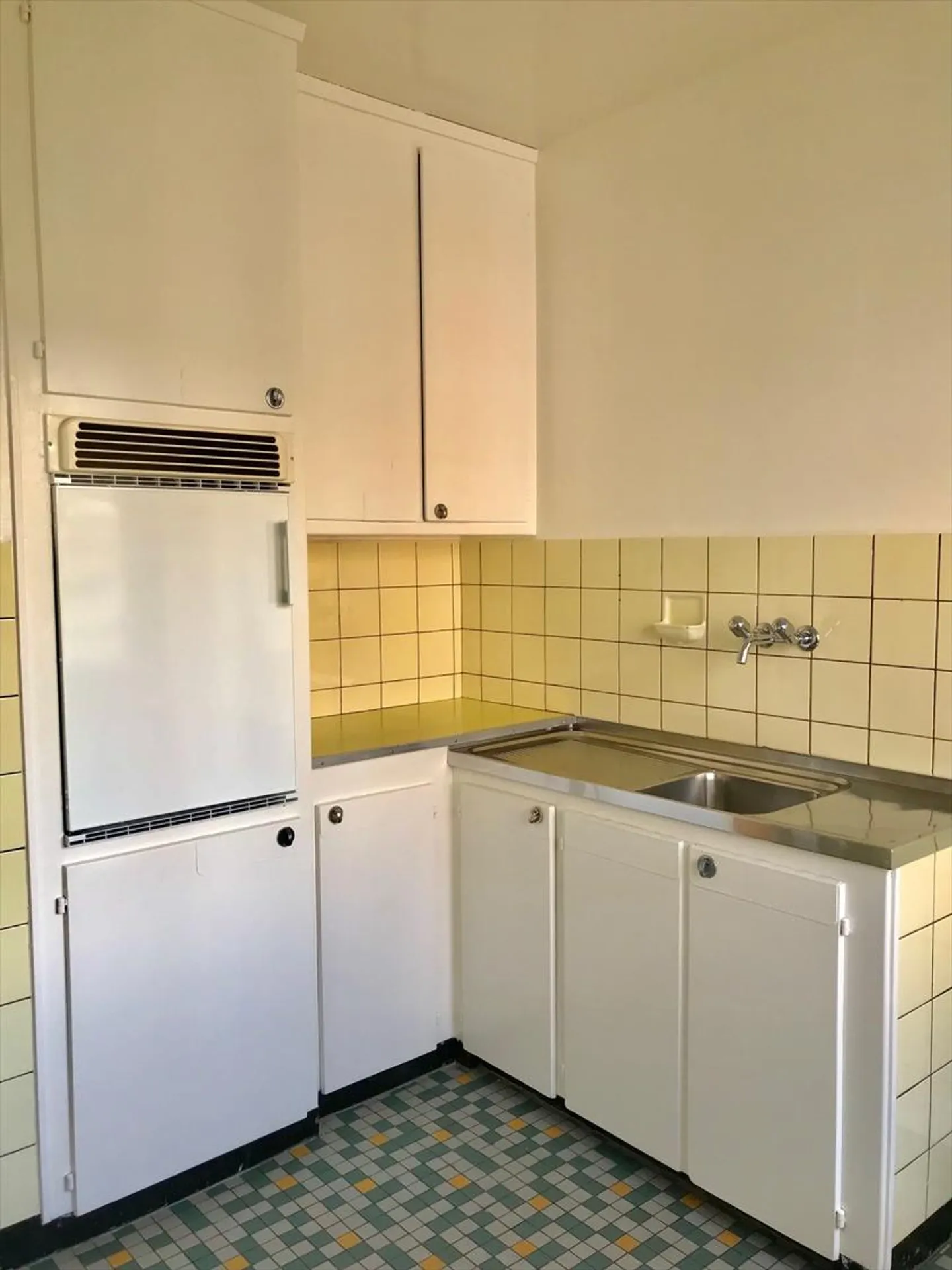 Apartment for rent - Photo 5 of 8