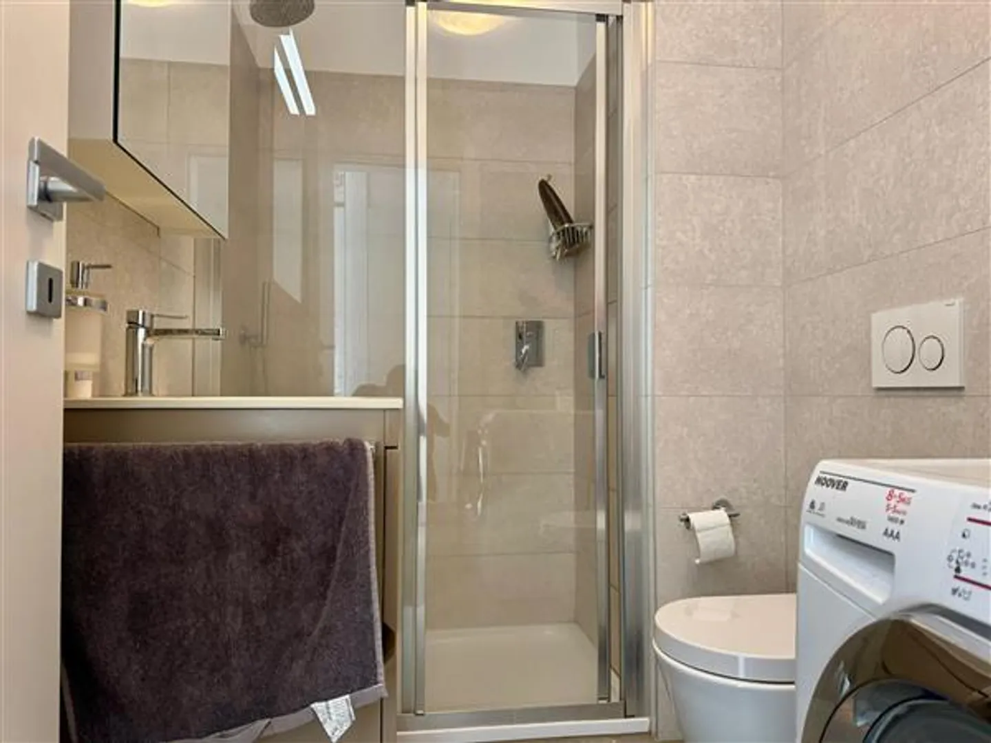 Agno: Furnished Apartment 2.5 Rooms - Photo 7 of 8