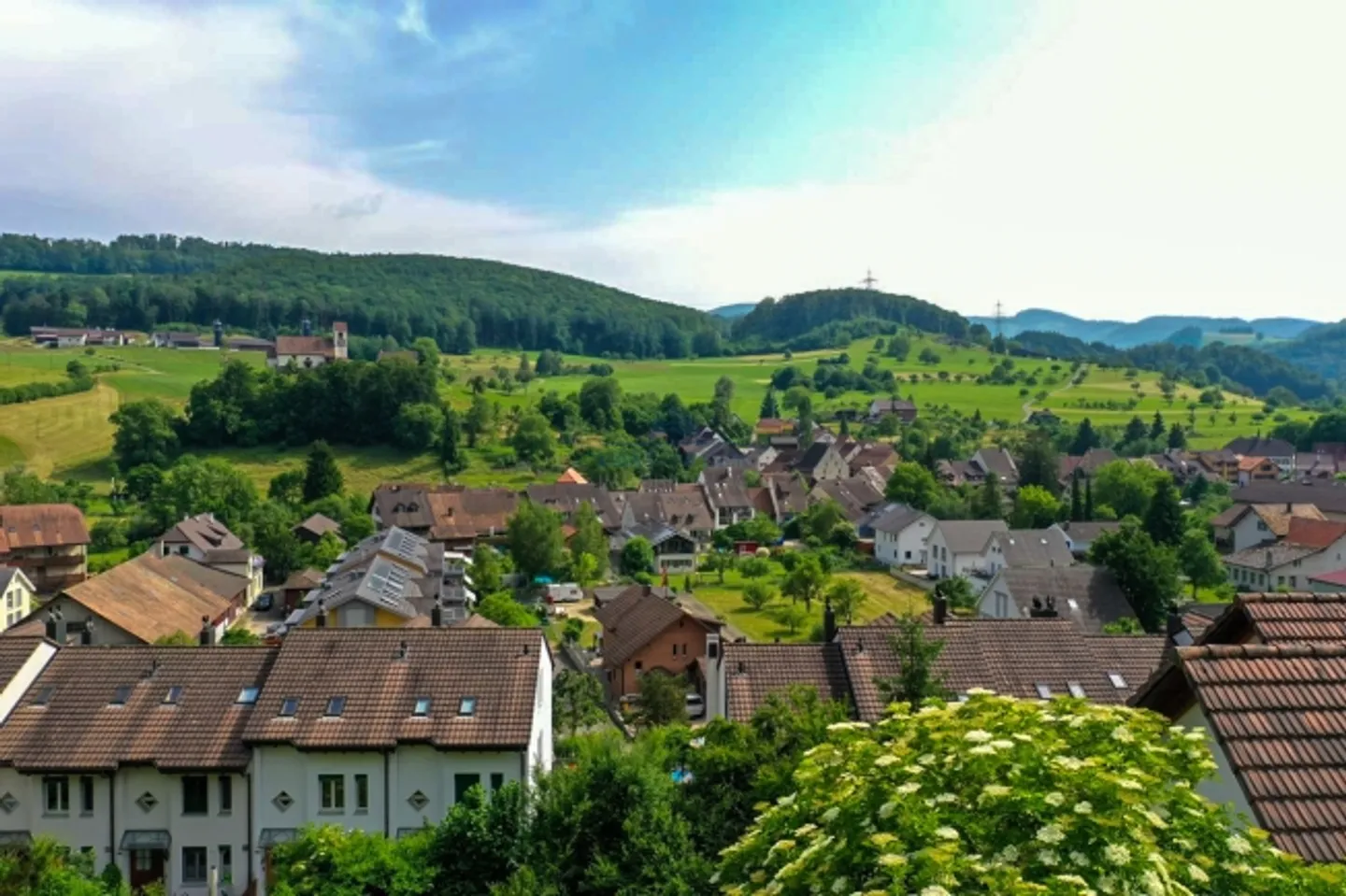 1,285 m² Building Land with a View Sunny Slope for Your Residential Project - Photo 2 of 2