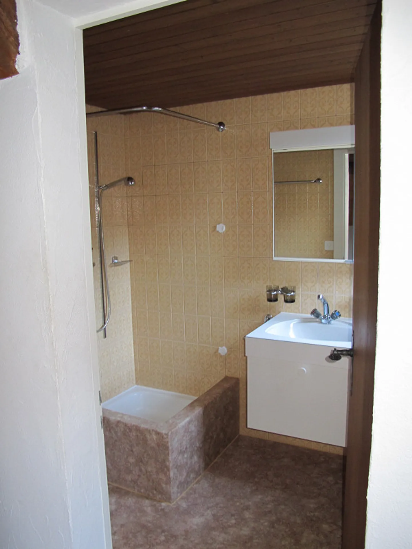 Gemütliche Dachwohnung - Foto 3 von 8