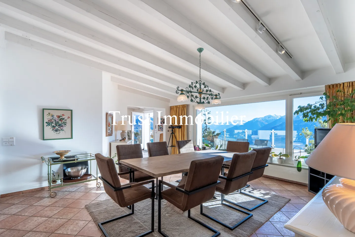 Stunning Apartment in Crans-Montana - Photo 1 of 32