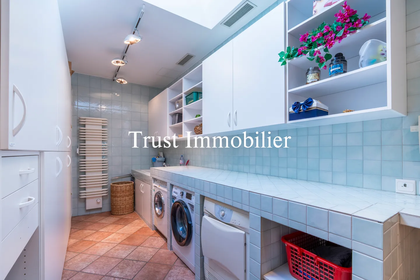 Stunning Apartment in Crans-Montana - Photo 21 of 32