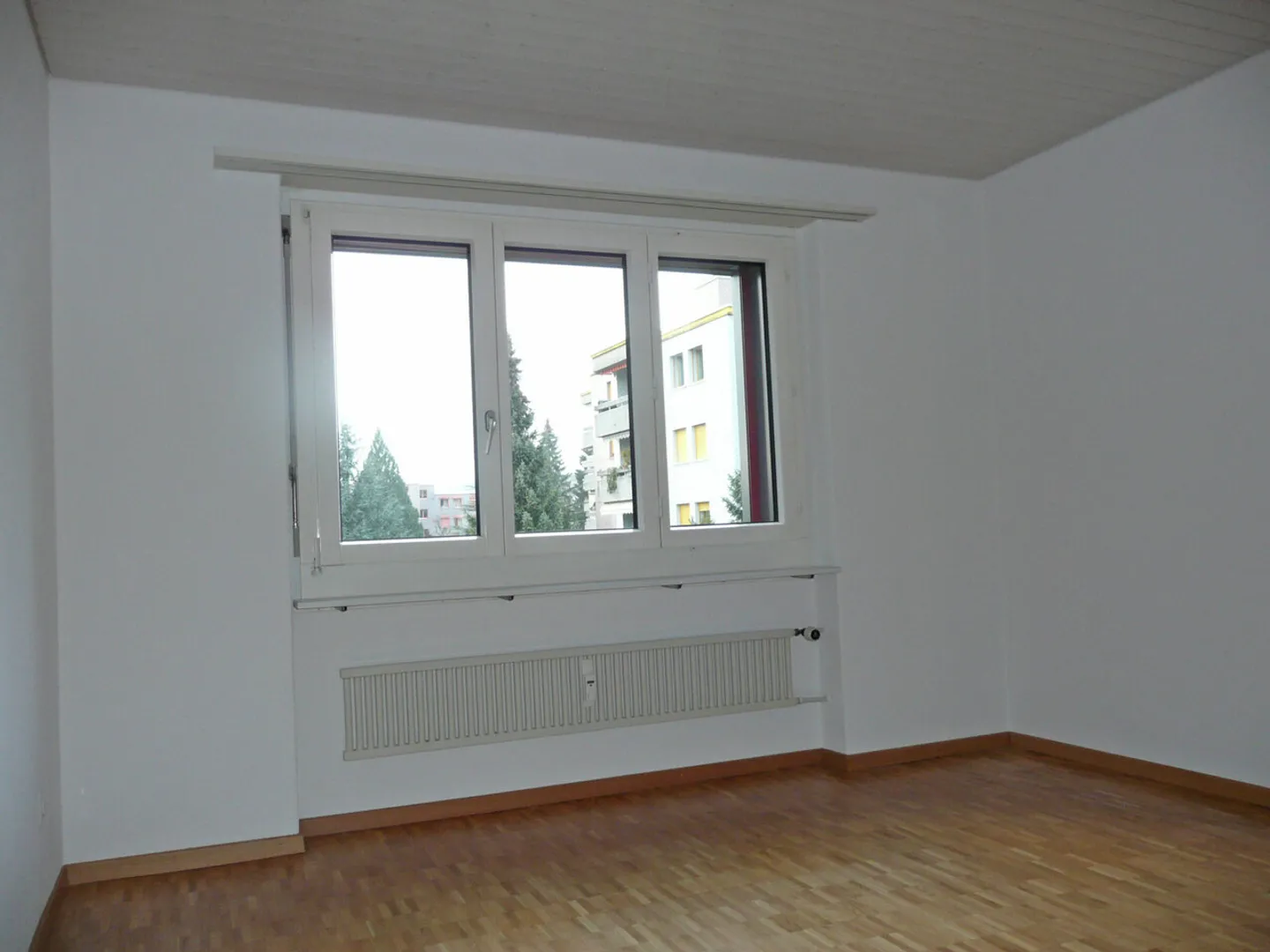 Appartamento 3.5 camere affascinante - Foto 3 di 5