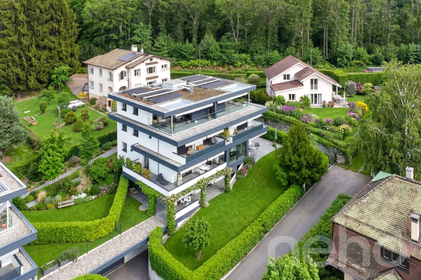 Remarkable high-end apartment with terraces and garden? Pully - Photo 1 of 12
