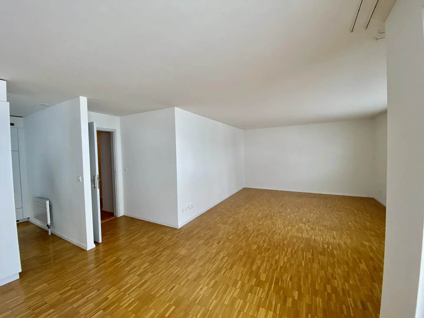 Appartement spacieux de 3,5 pièces avec vue sur la verdure - Photo 6 sur 14