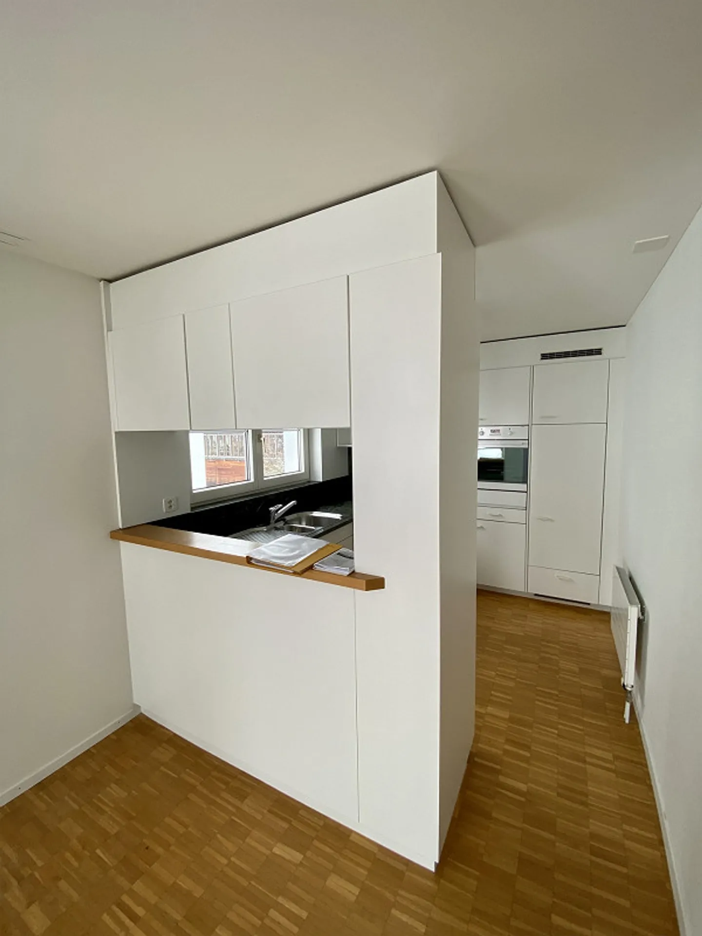 Appartement spacieux de 3,5 pièces avec vue sur la verdure - Photo 10 sur 14