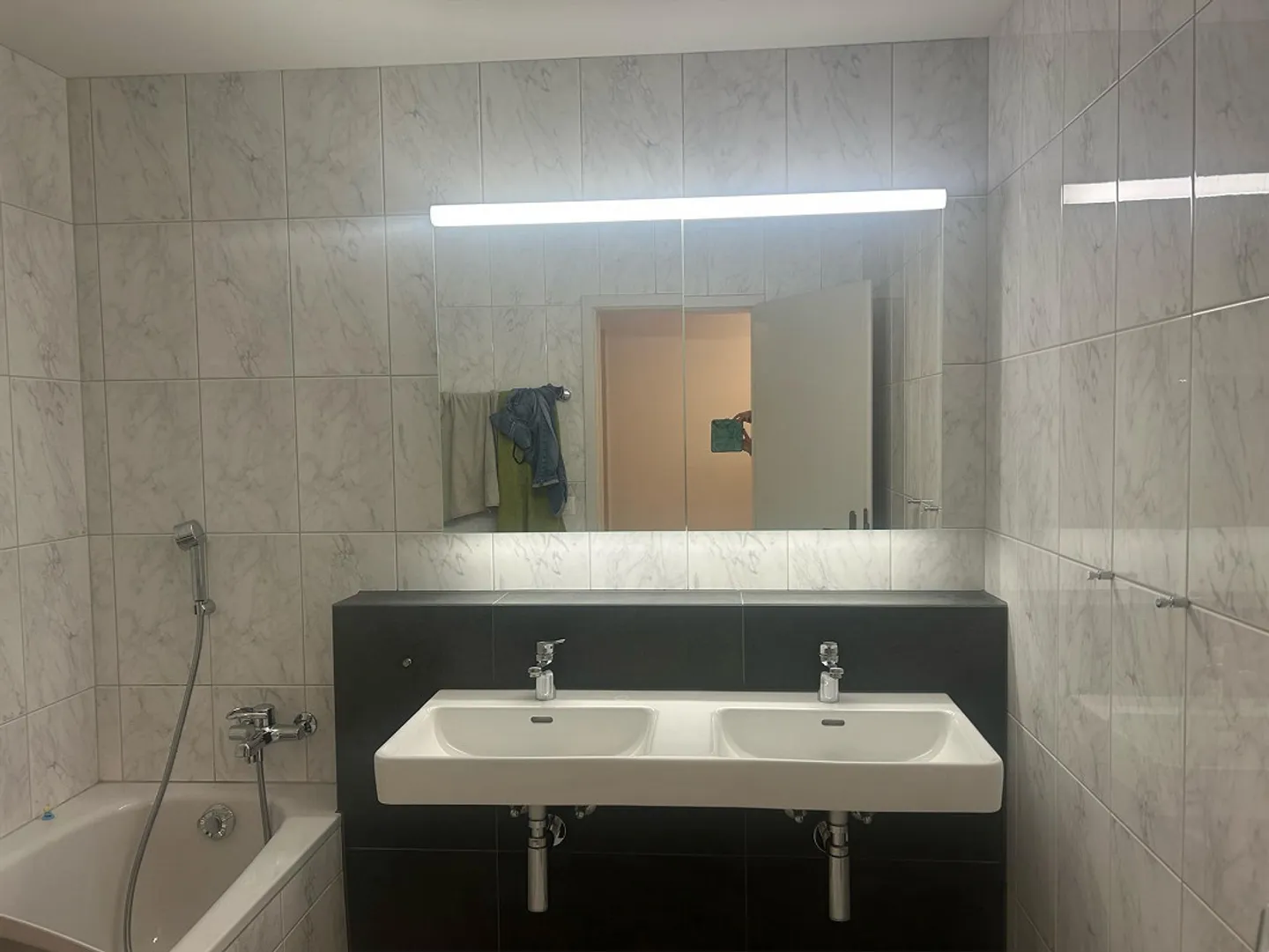 Appartement spacieux de 3,5 pièces avec vue sur la verdure - Photo 11 sur 14