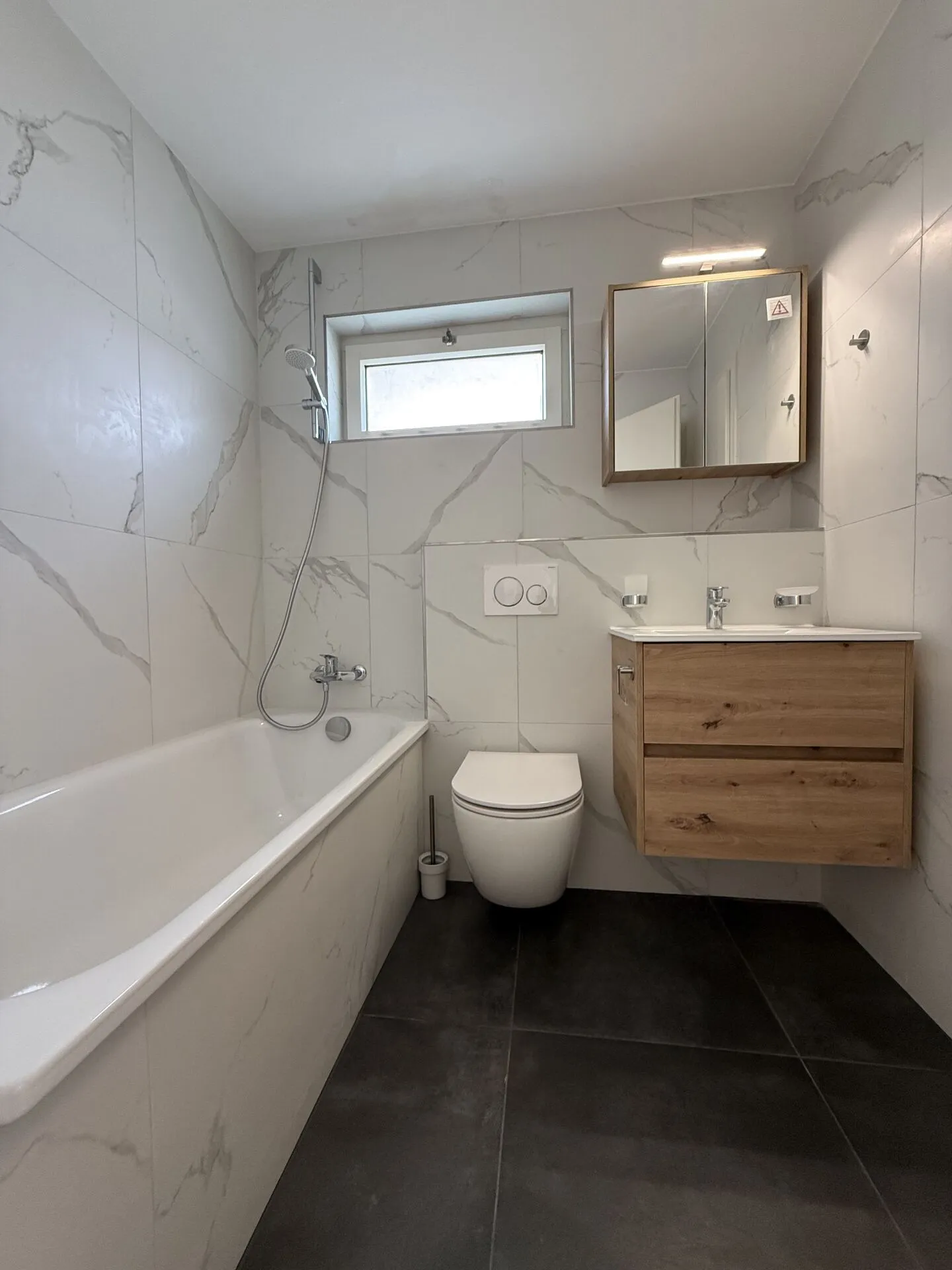 Appartamento 3.5 camere ben curato con balcone - Foto 7 di 9