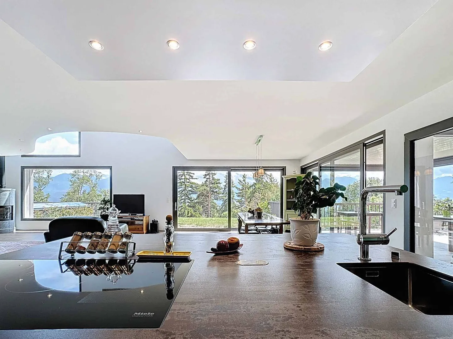 Exceptional chalet on 3 levels with indoor pool/wellness area - Photo 5 of 13