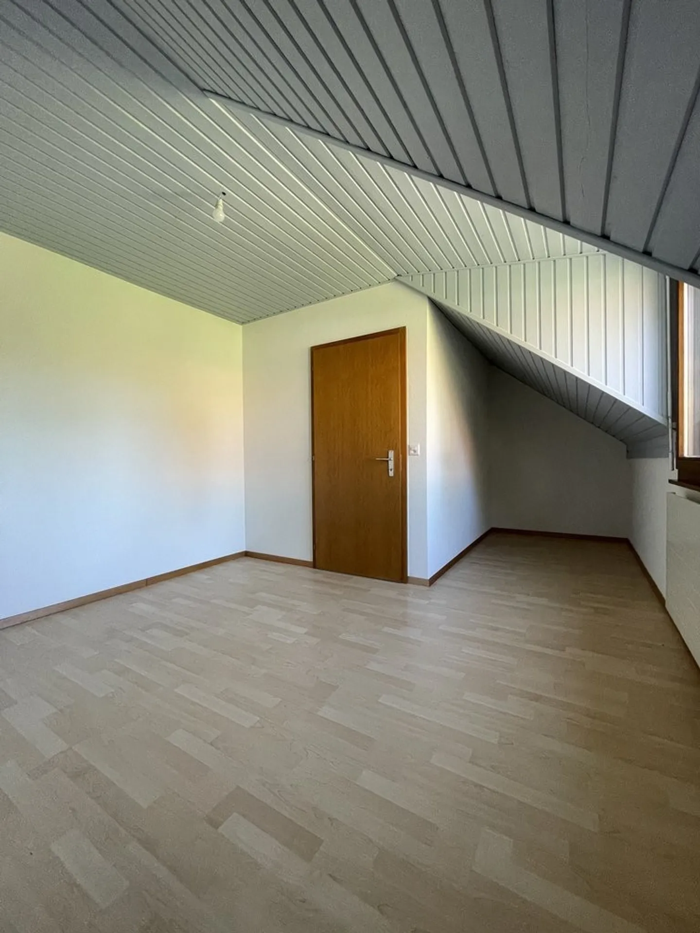 FRIBOURG - Renovated 4.5 room house - Photo 9 of 12