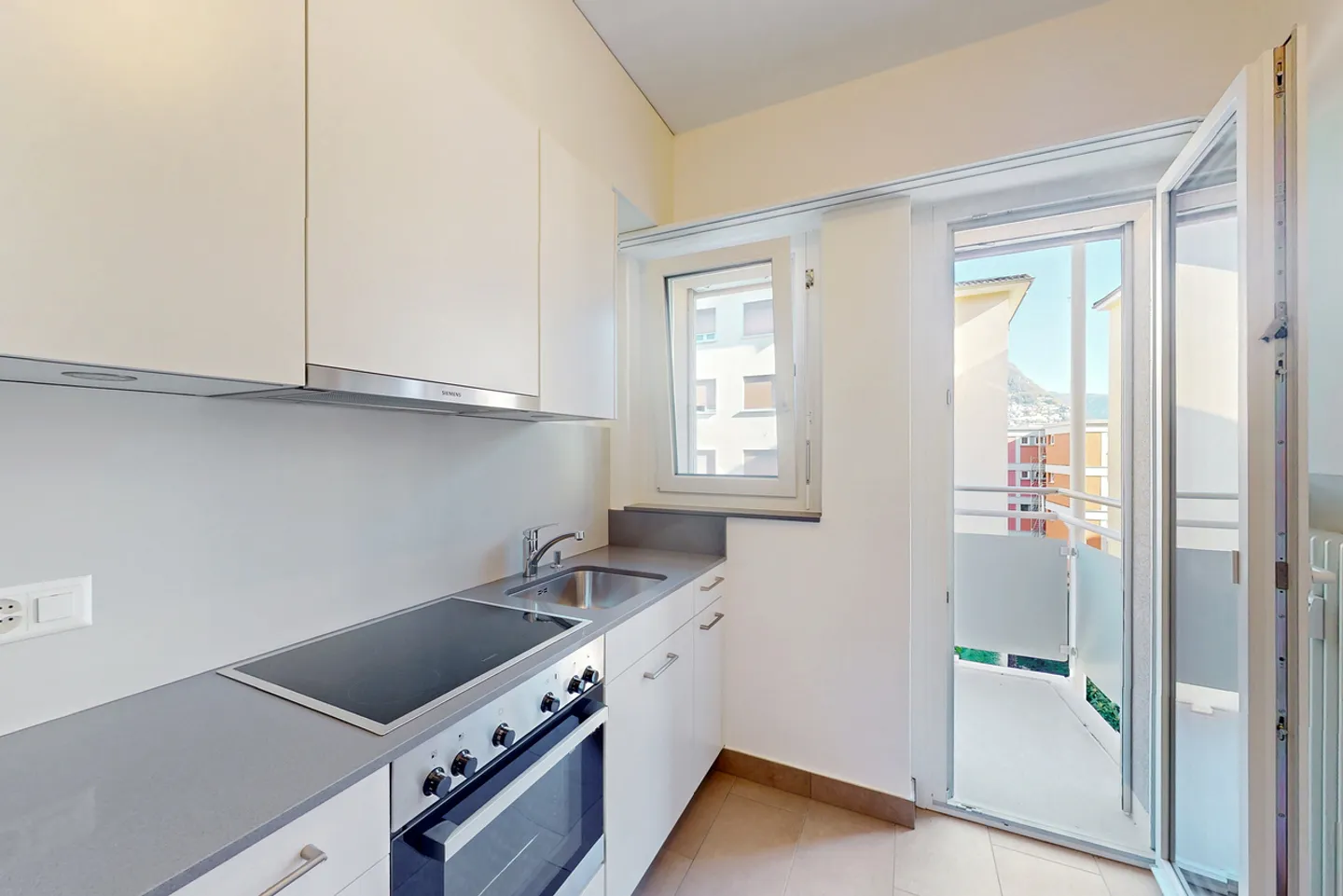 Retrait en deux étapes des services et des transports publics - Photo 4 sur 9