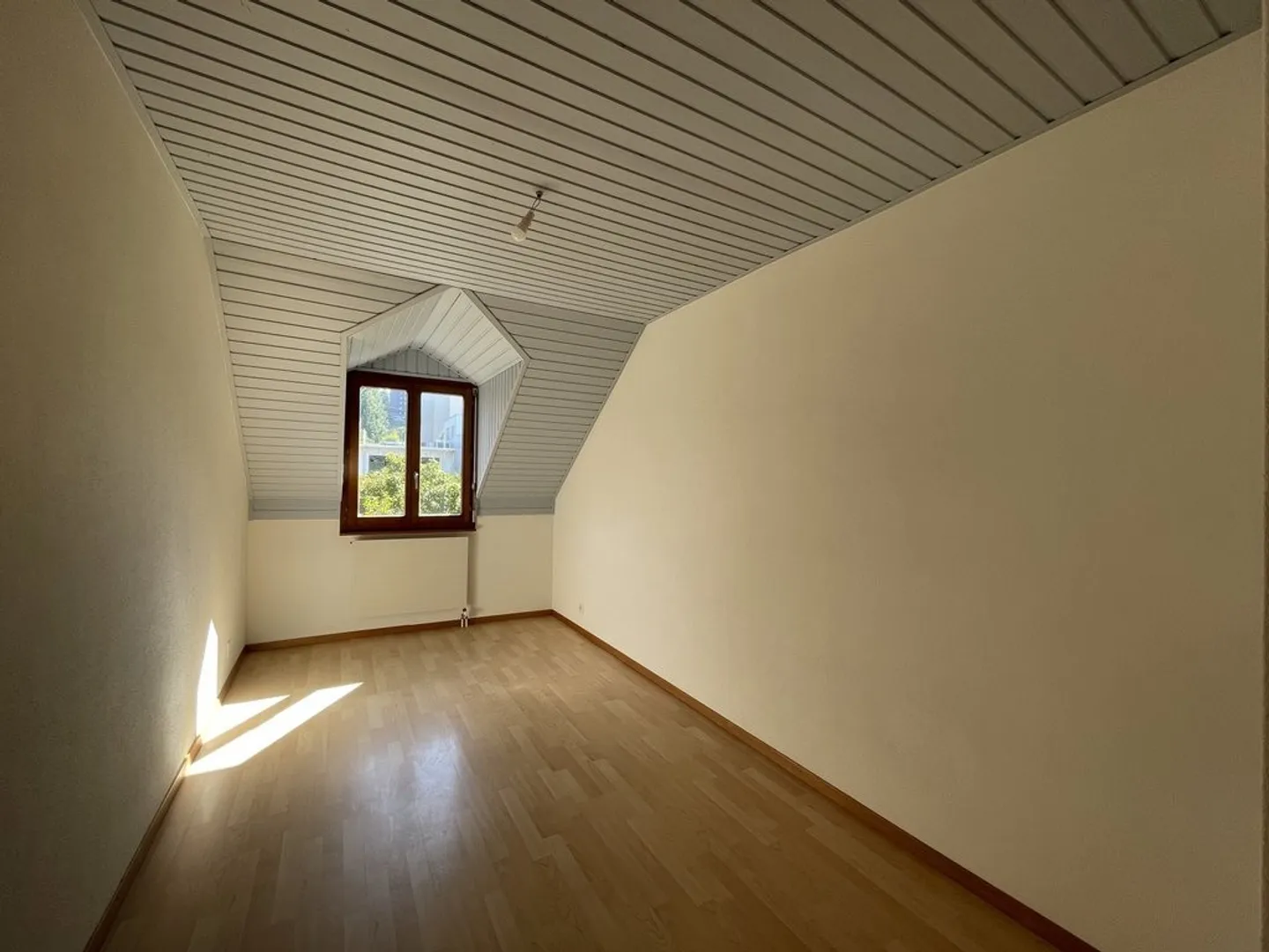 FRIBOURG - Renovated 4.5 room house - Photo 10 of 12