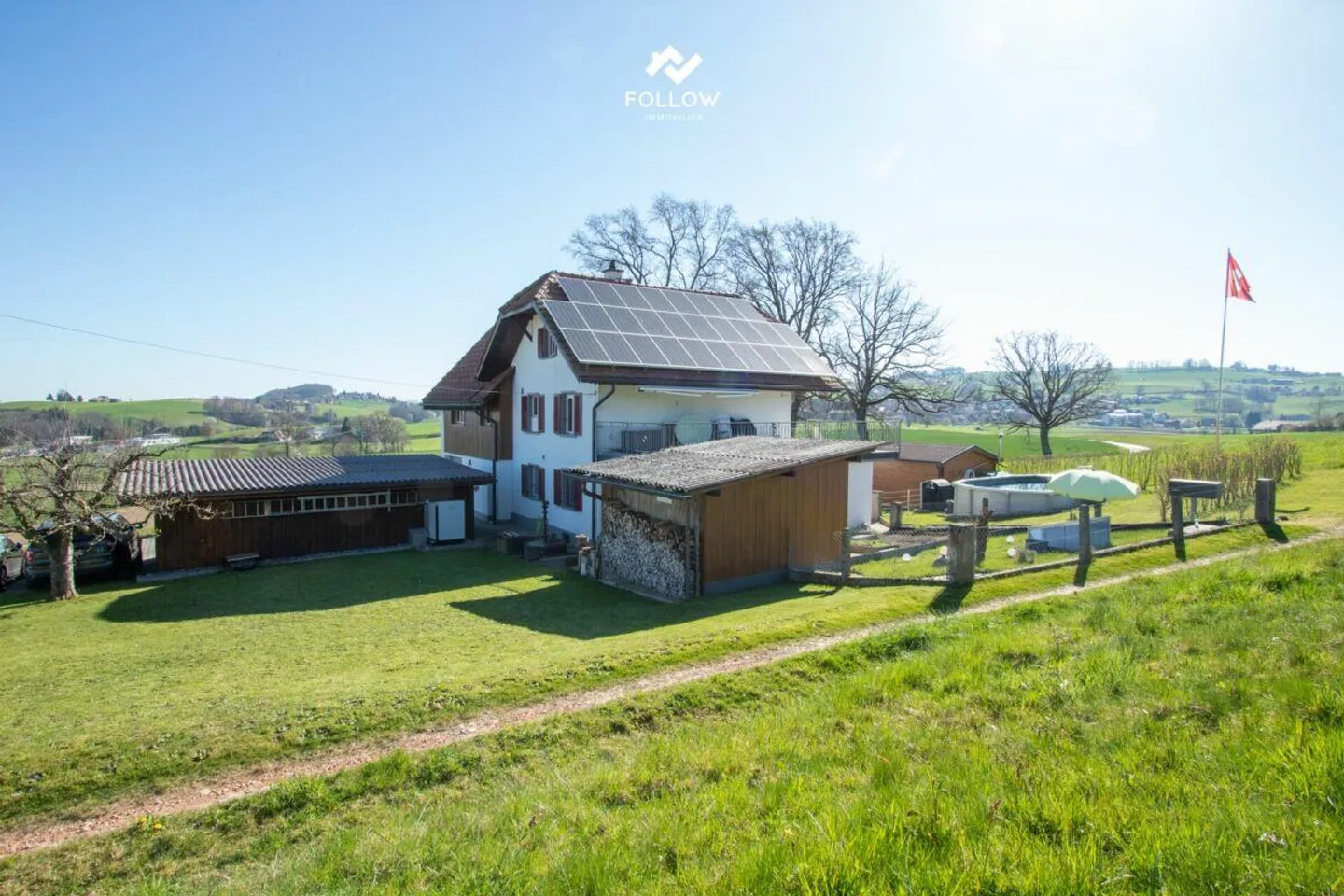 Grande maison bifamiliale - deux unités d'habitation, nature pure et confort moderne - Photo 4 sur 19
