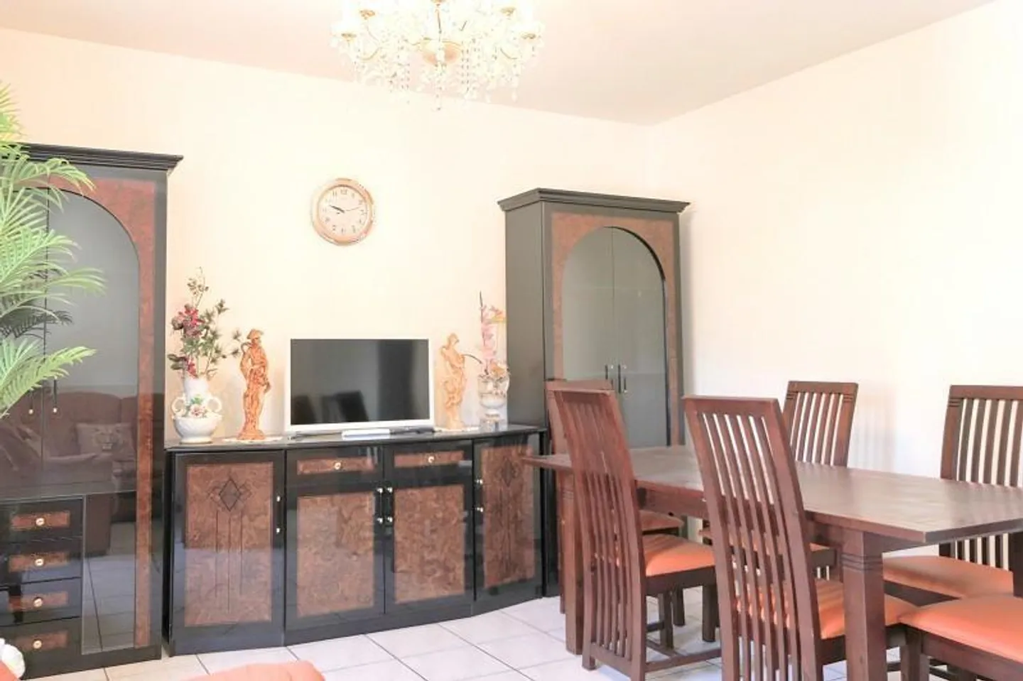 3 1/2-Room Apartment in Central Location on the 2nd Floor - Photo 5 of 19