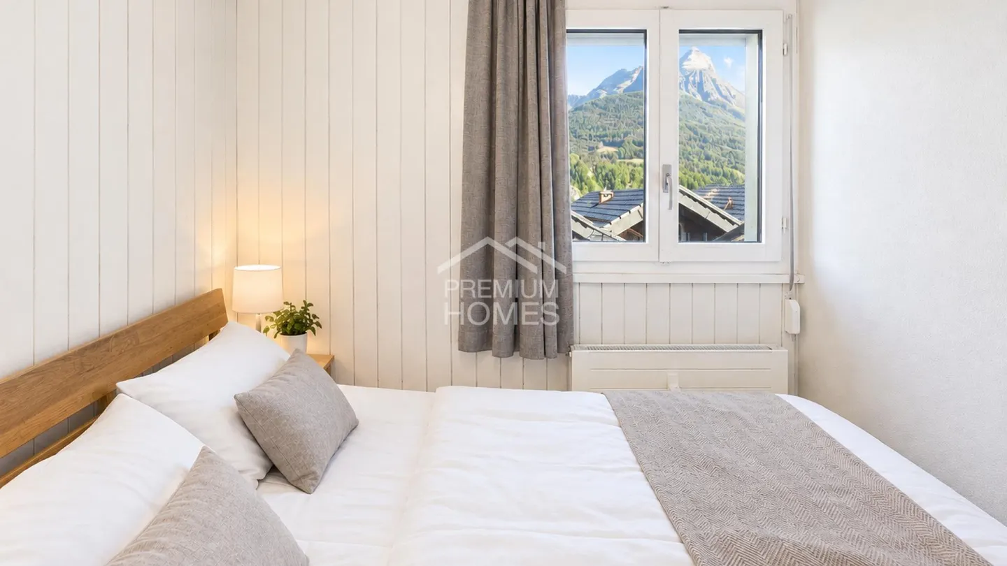 Charming Chalet with Panoramic Views - Photo 6 of 13