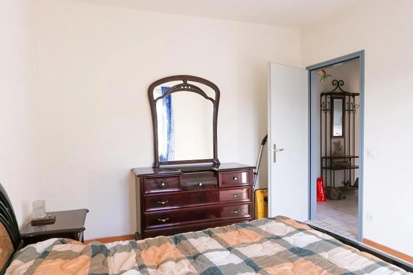 3 1/2-Room Apartment in Central Location on the 2nd Floor - Photo 8 of 19