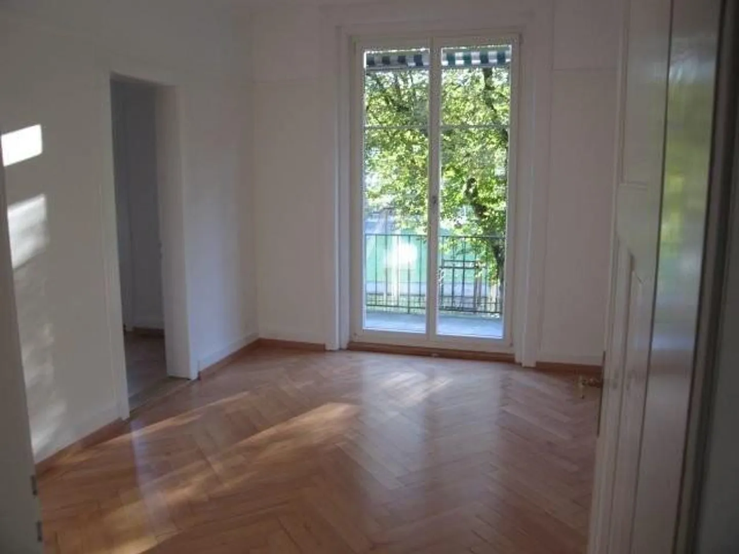 Belle vieille appartement avec vue - Photo 7 sur 10