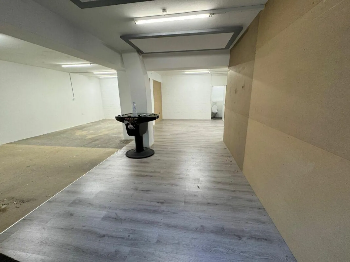 Atelier spacieux à louer - Photo 3 sur 7