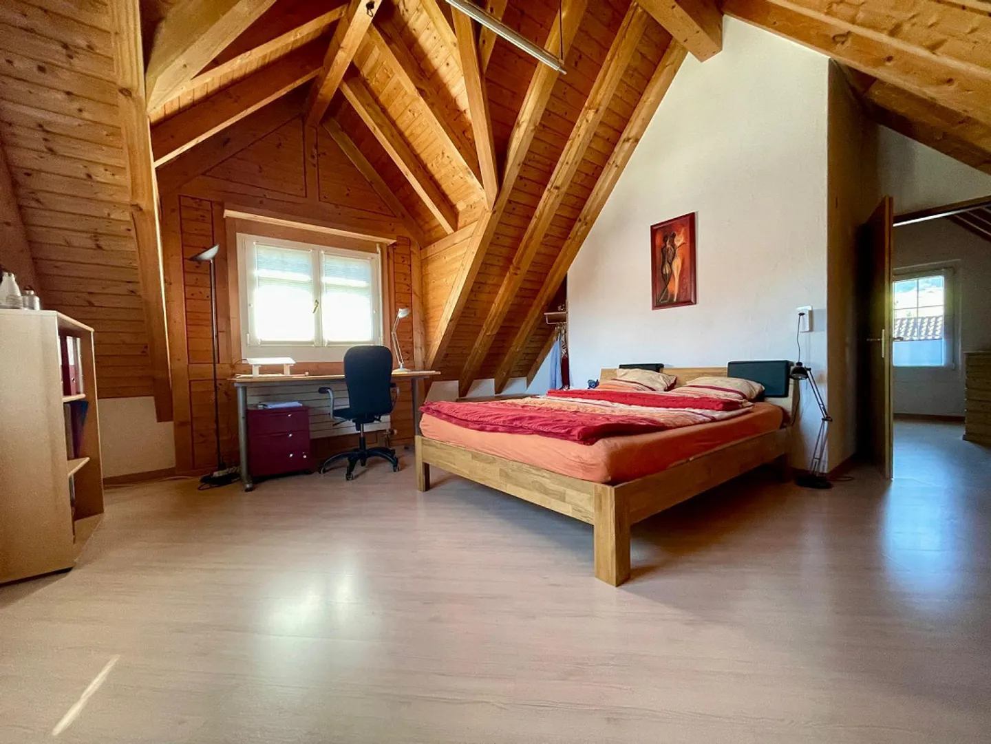 Detached single-family house with 2-room apartment - Photo 10 of 18