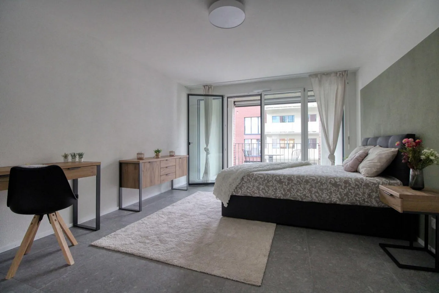 Ampio appartamento in coliving a Crissier con balcone privato - Foto 1 di 26