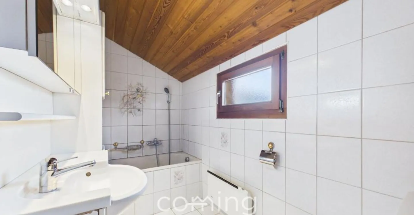Two-family house with panoramic view, terraces, stable and double garage - Unterems - Photo 7 of 12