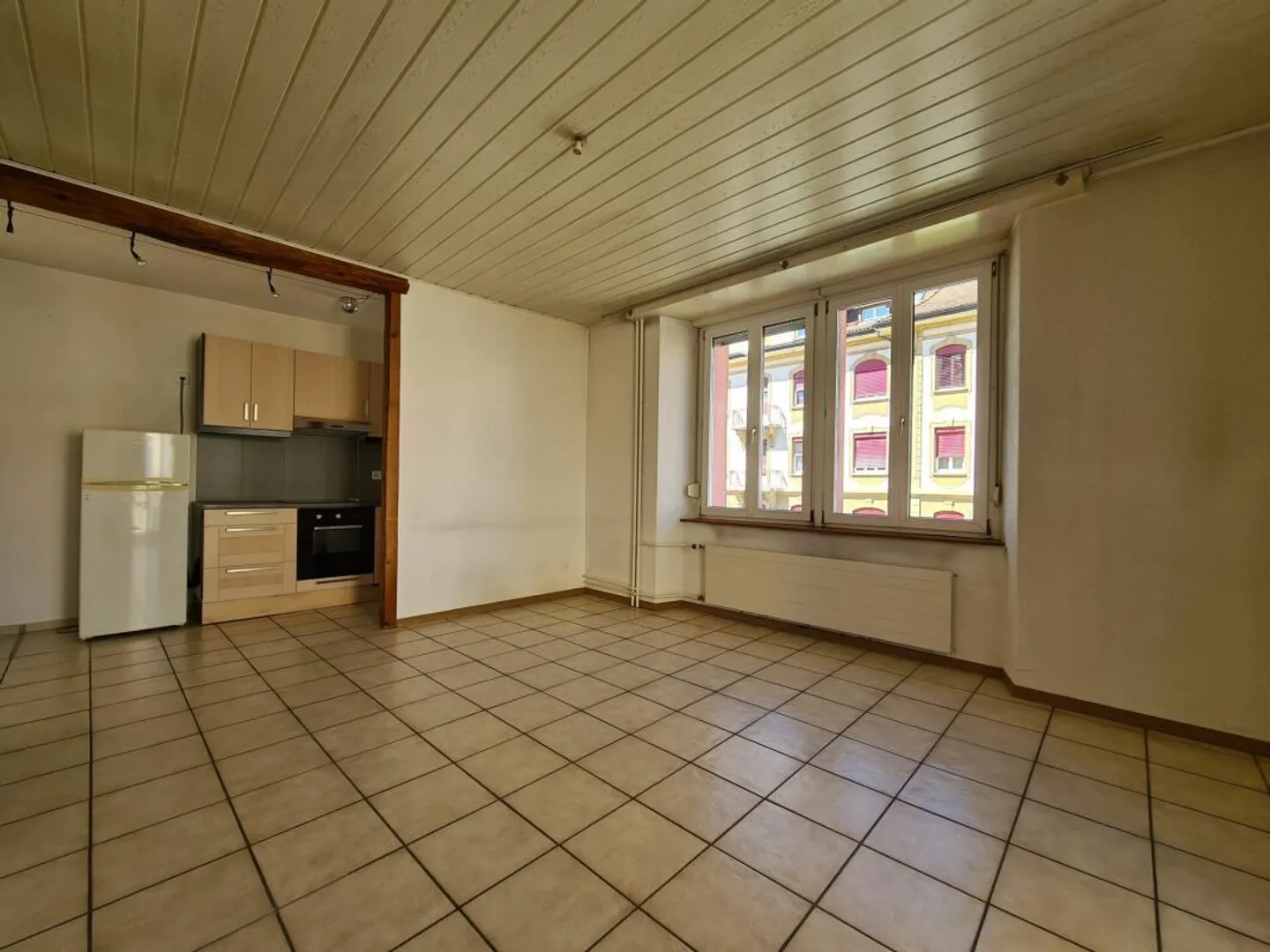Appartement Charmant avec Balcon - Photo 5 sur 8