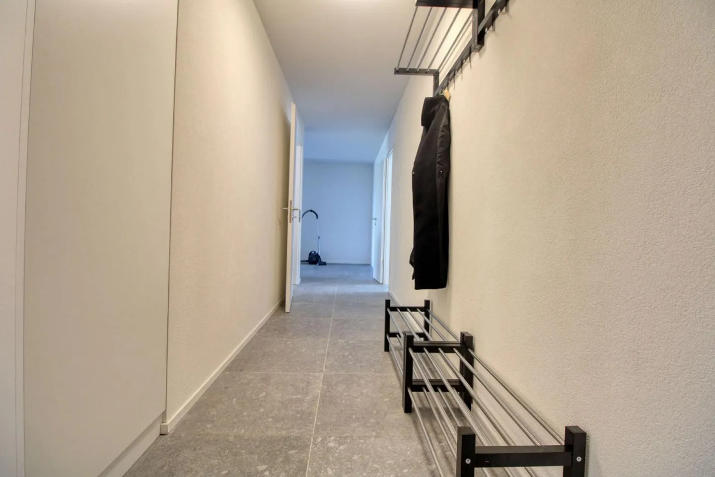 Ampio appartamento in coliving a Crissier con balcone privato - Foto 12 di 26