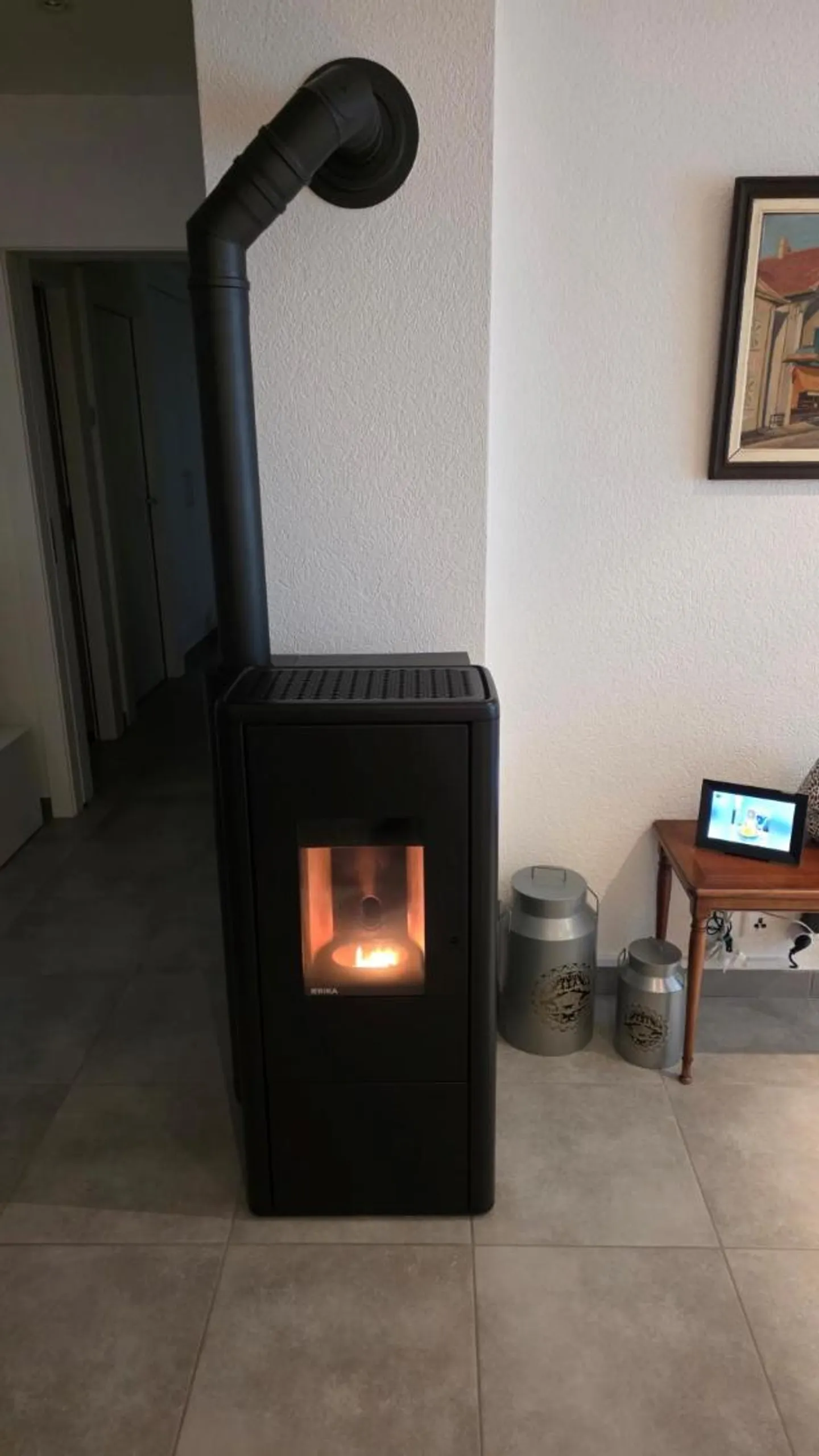 APPARTAMENTO 4.5 STANZE CON GRANDE BALCONE - Foto 3 di 13