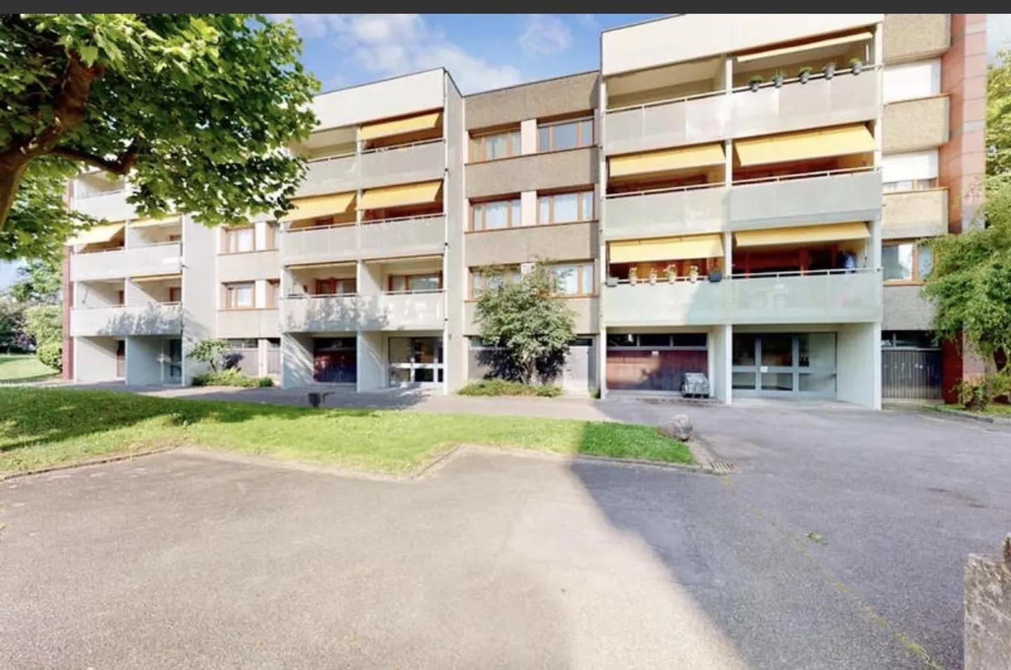 Cozy Living - Photo 1 of 6