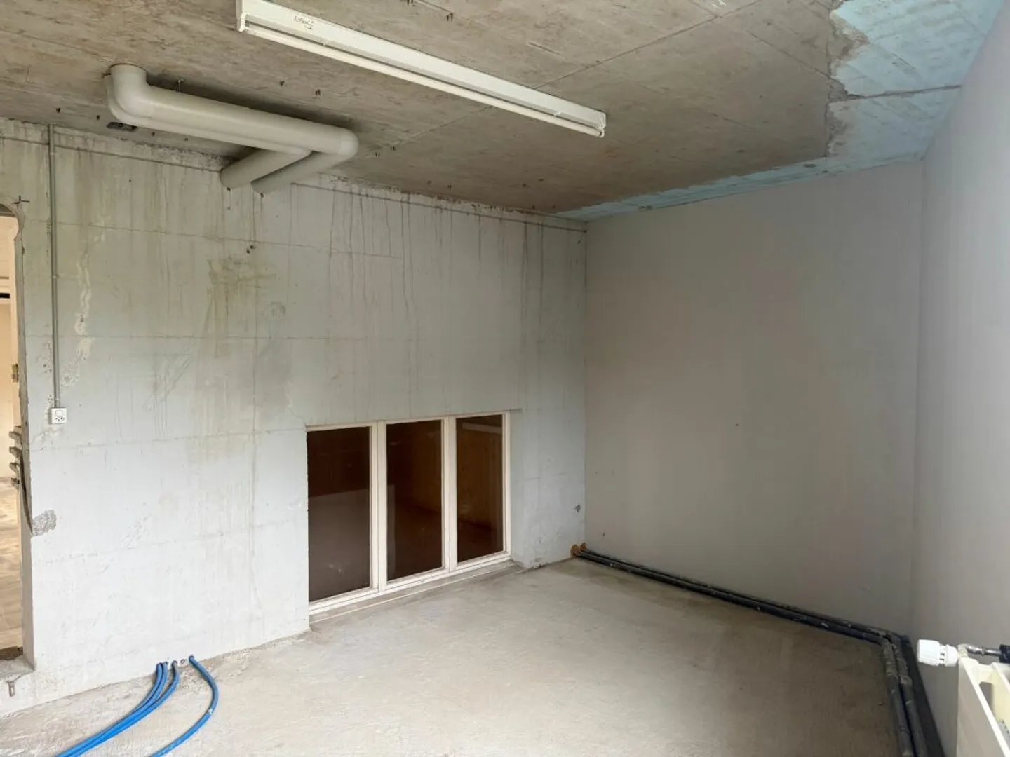 Propriété commerciale/atelier/stockage au centre de Windau - Photo 7 sur 9