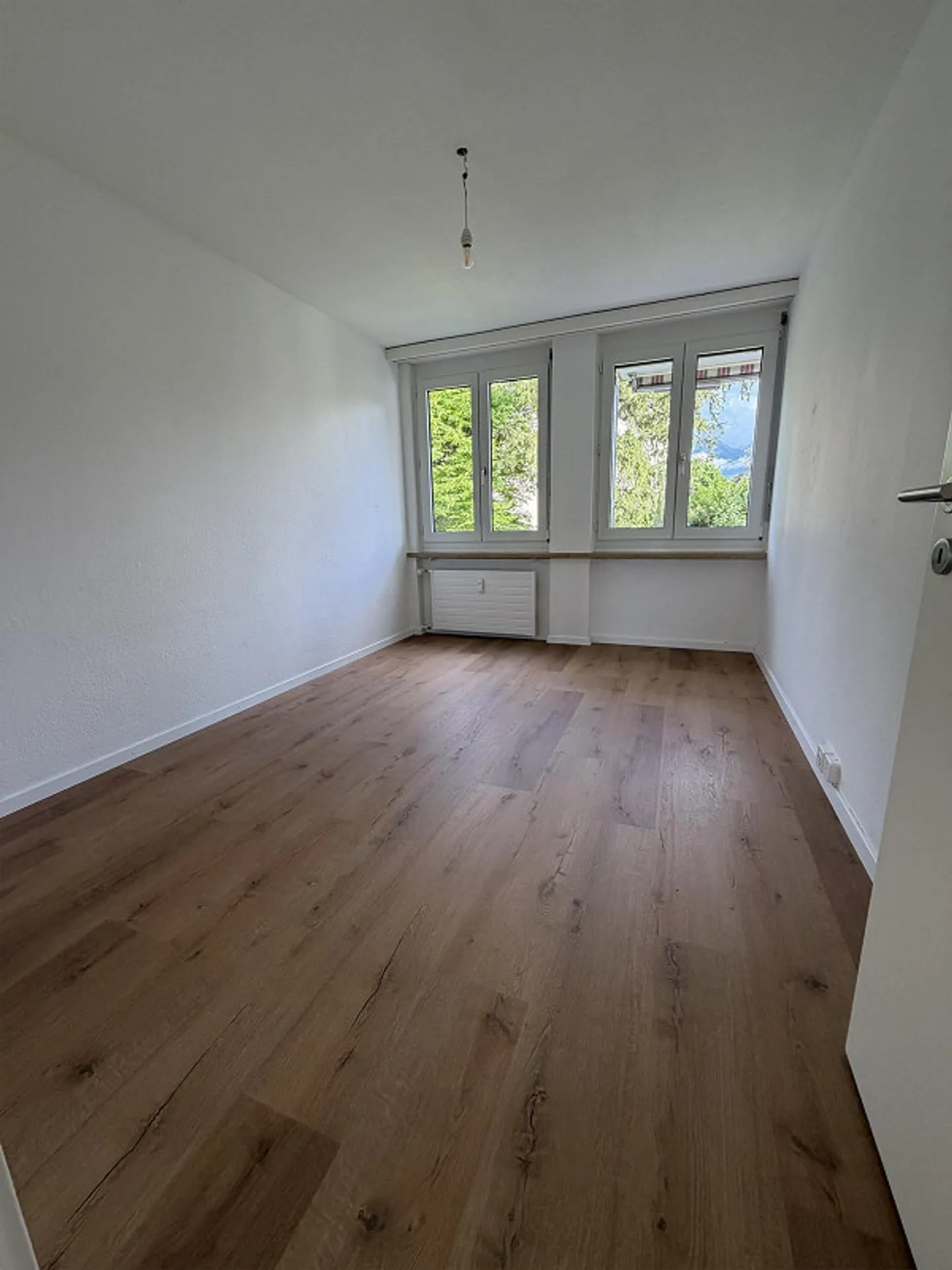 Freshly renovated 3 1/2 apartment in a quiet and central location - Photo 3 of 11