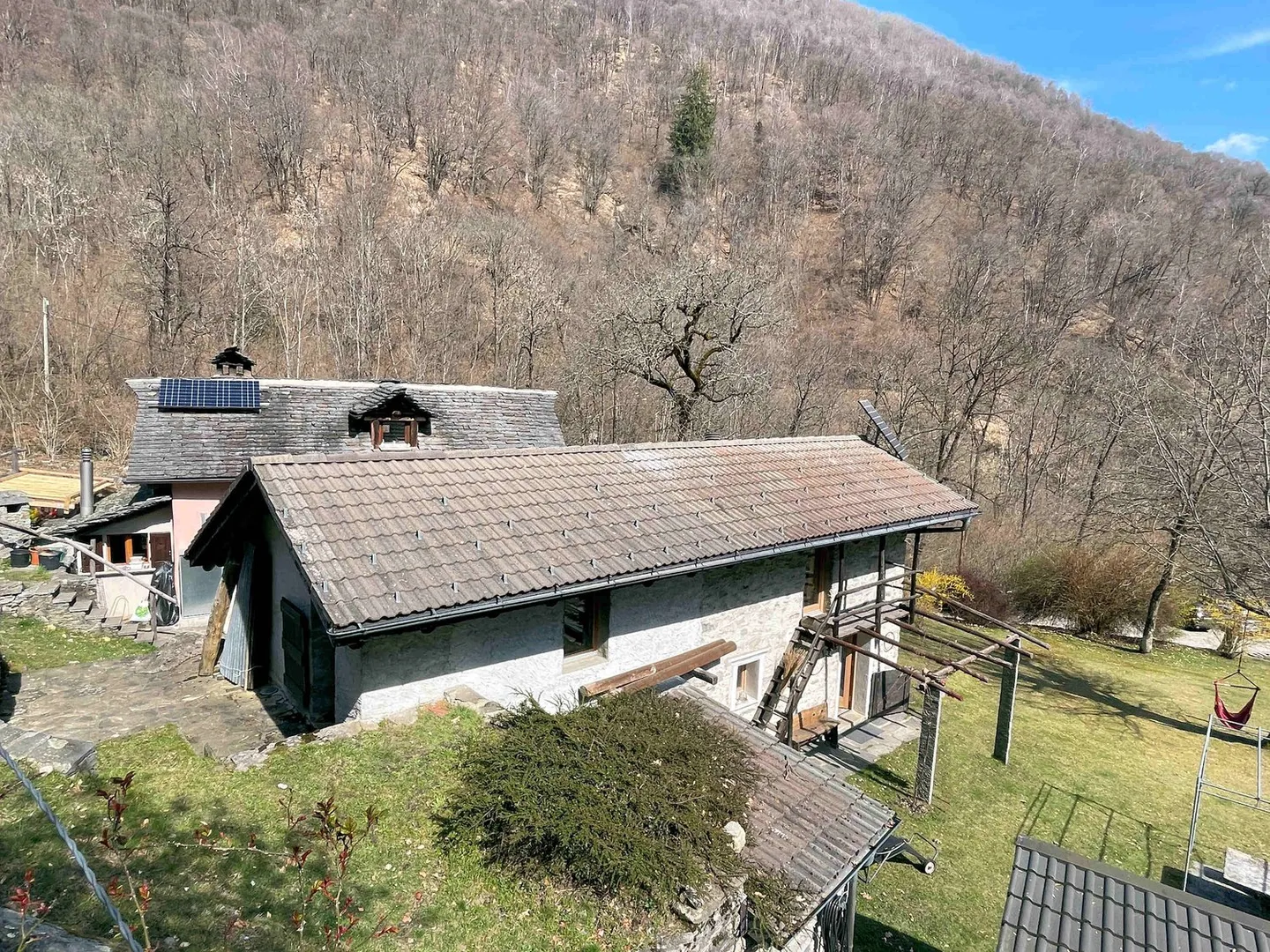 Original rustic houses, carefully renovated and embedded in nature and silence - Photo 3 of 22