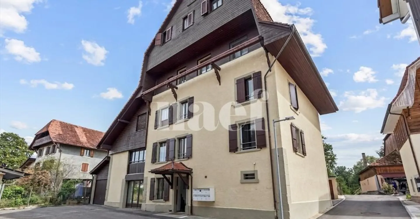 Rental building with 7 apartments in the center of the village for sale in Corcelles-près-Payerne - Photo 1 of 11