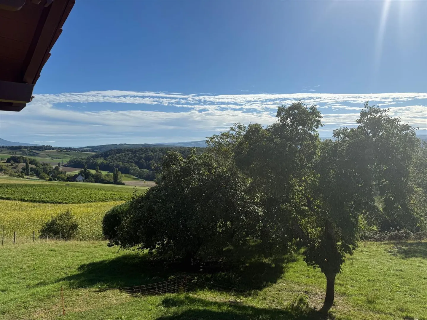 Villa-chalet a 6 minuti da Orbe - Foto 4 di 12
