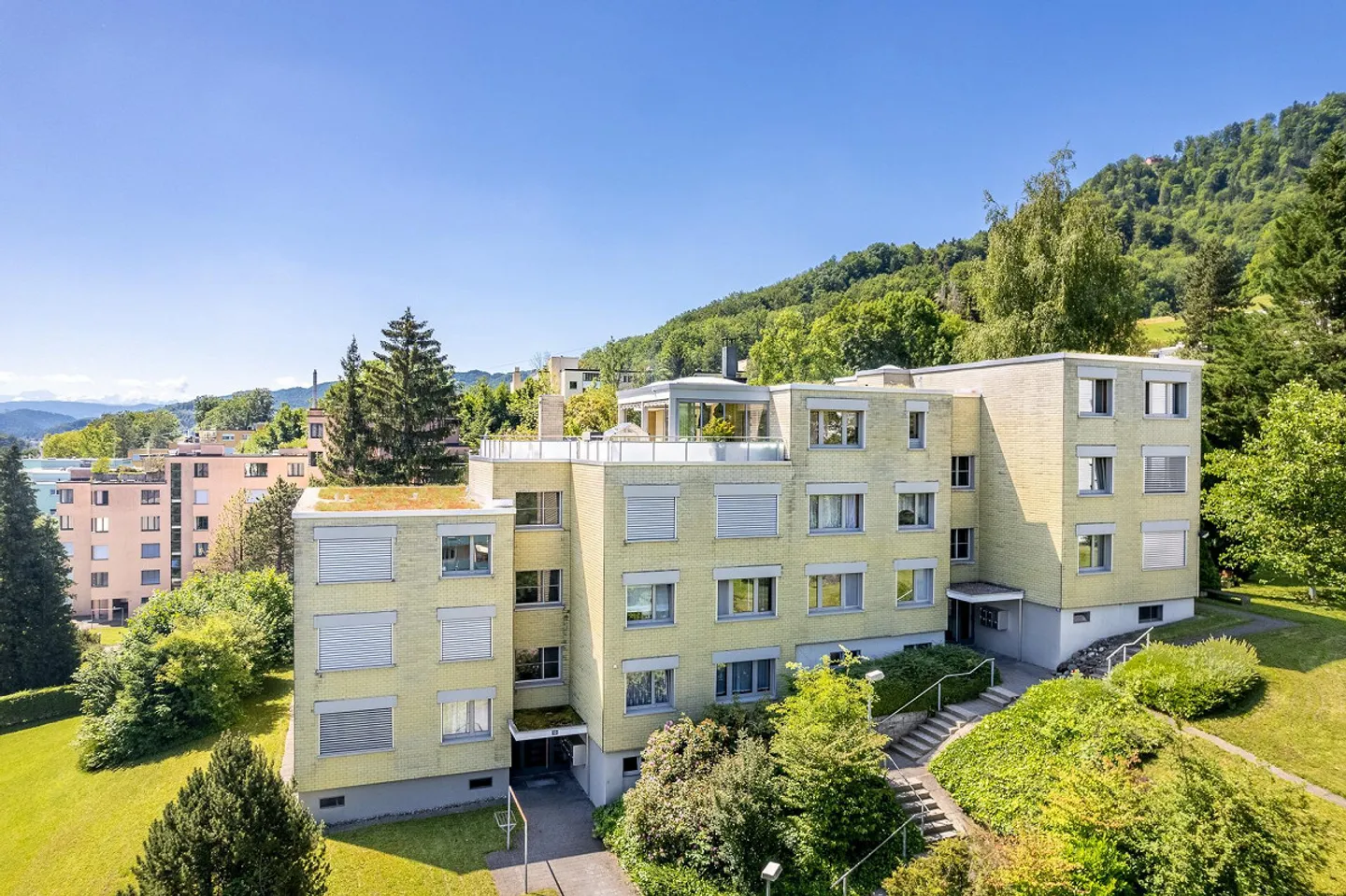 Appartement charmant dans un emplacement calme - Photo 1 sur 8