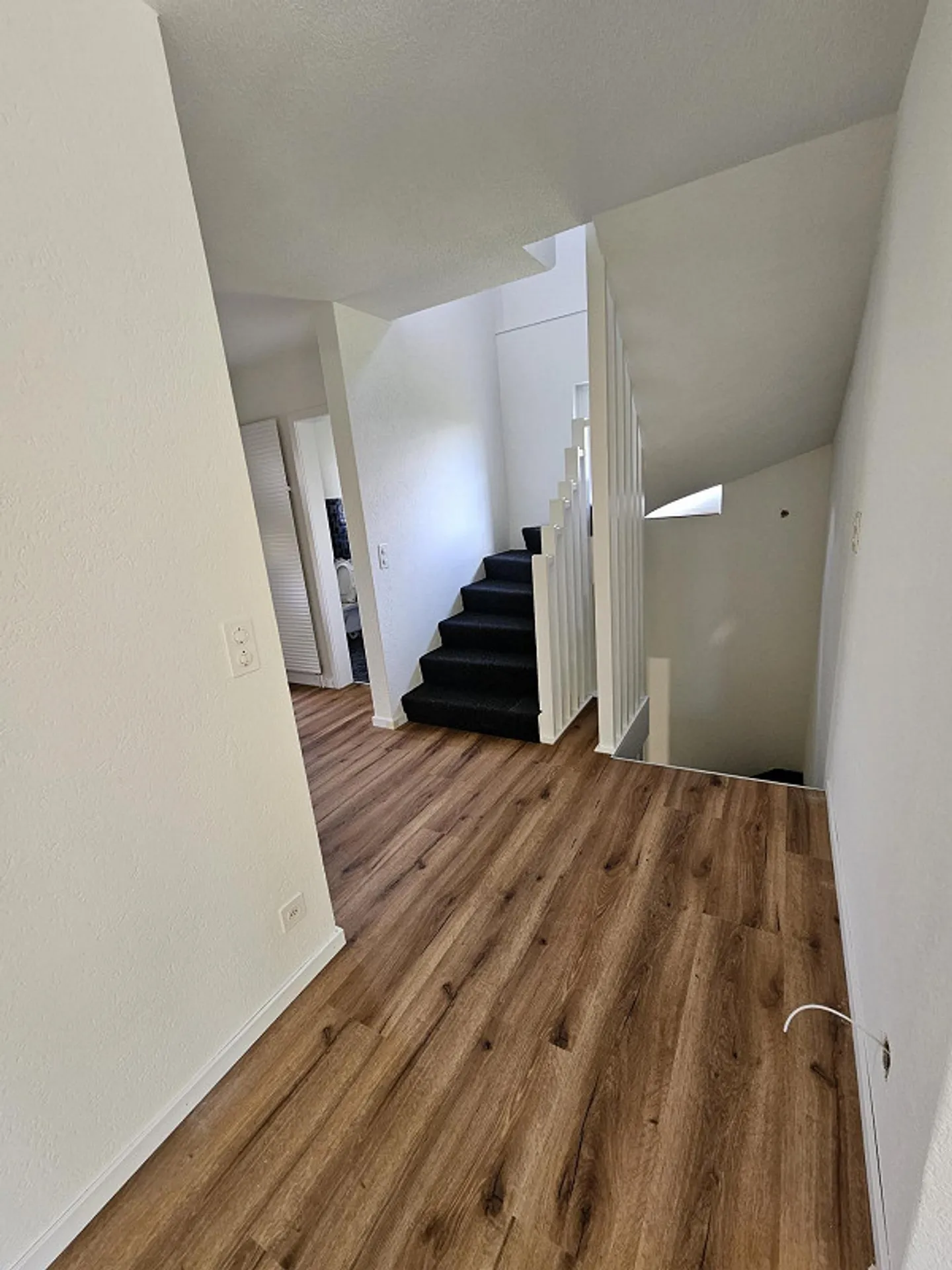 Renoviertes Familienhaus mit Garten - Foto 9 von 20