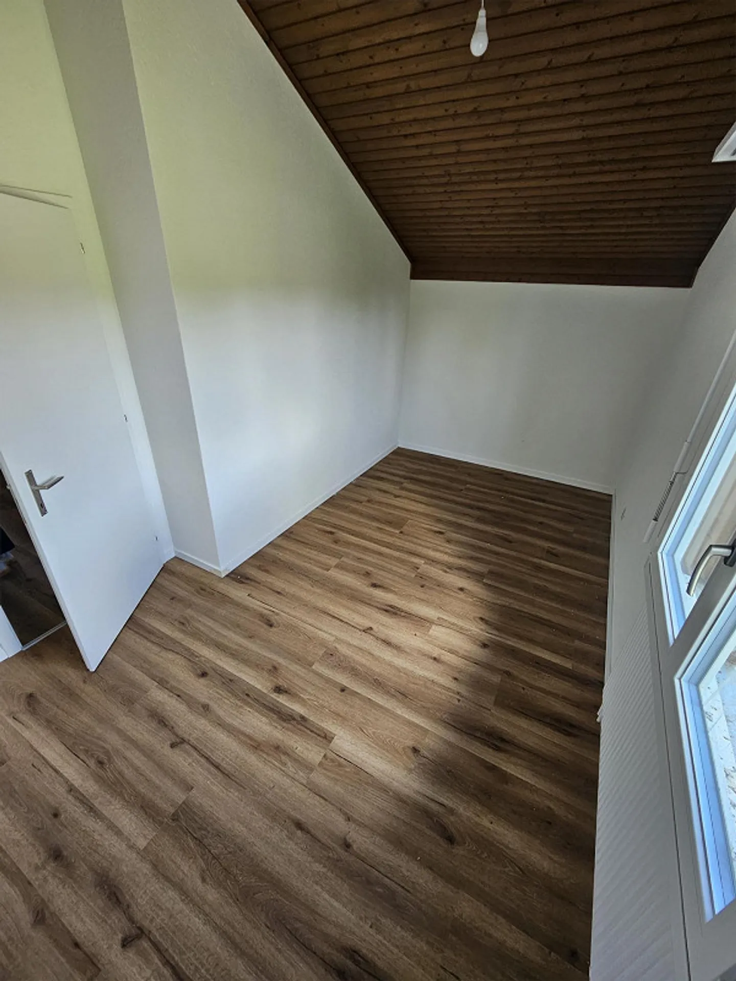 Renoviertes Familienhaus mit Garten - Foto 11 von 20