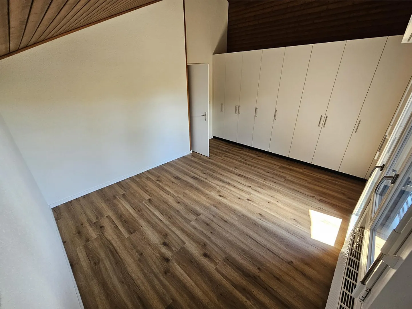 Renoviertes Familienhaus mit Garten - Foto 12 von 20