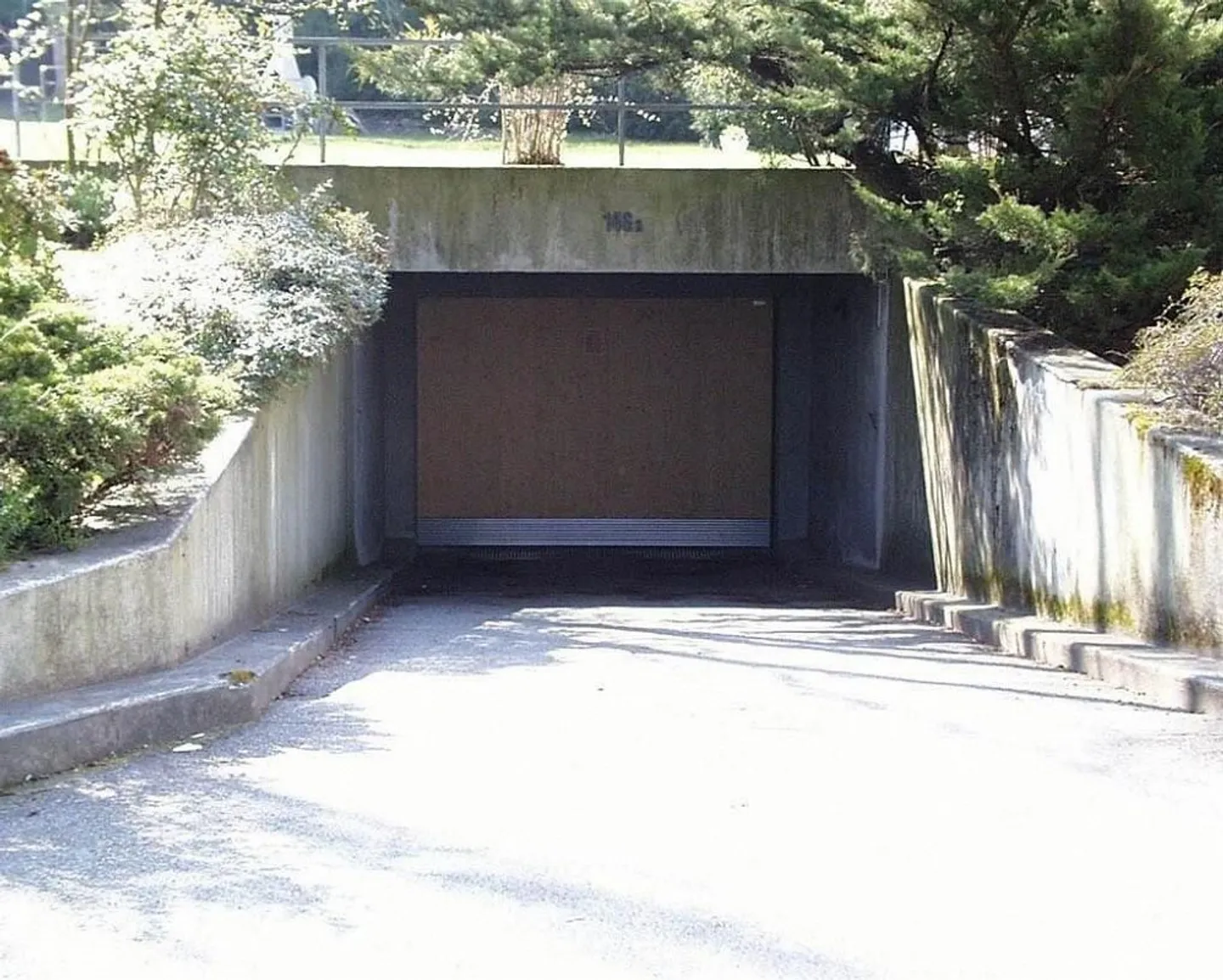 Parking space near Gurten - Photo 2 of 4