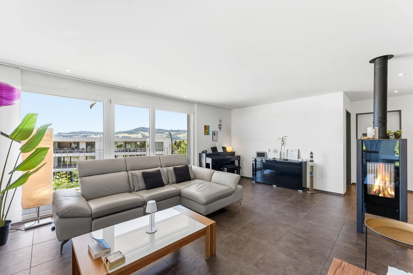 Maison individuelle de 7,5 pièces avec grand jardin à Triengen / Winikon LU à vendre - Photo 4 sur 13