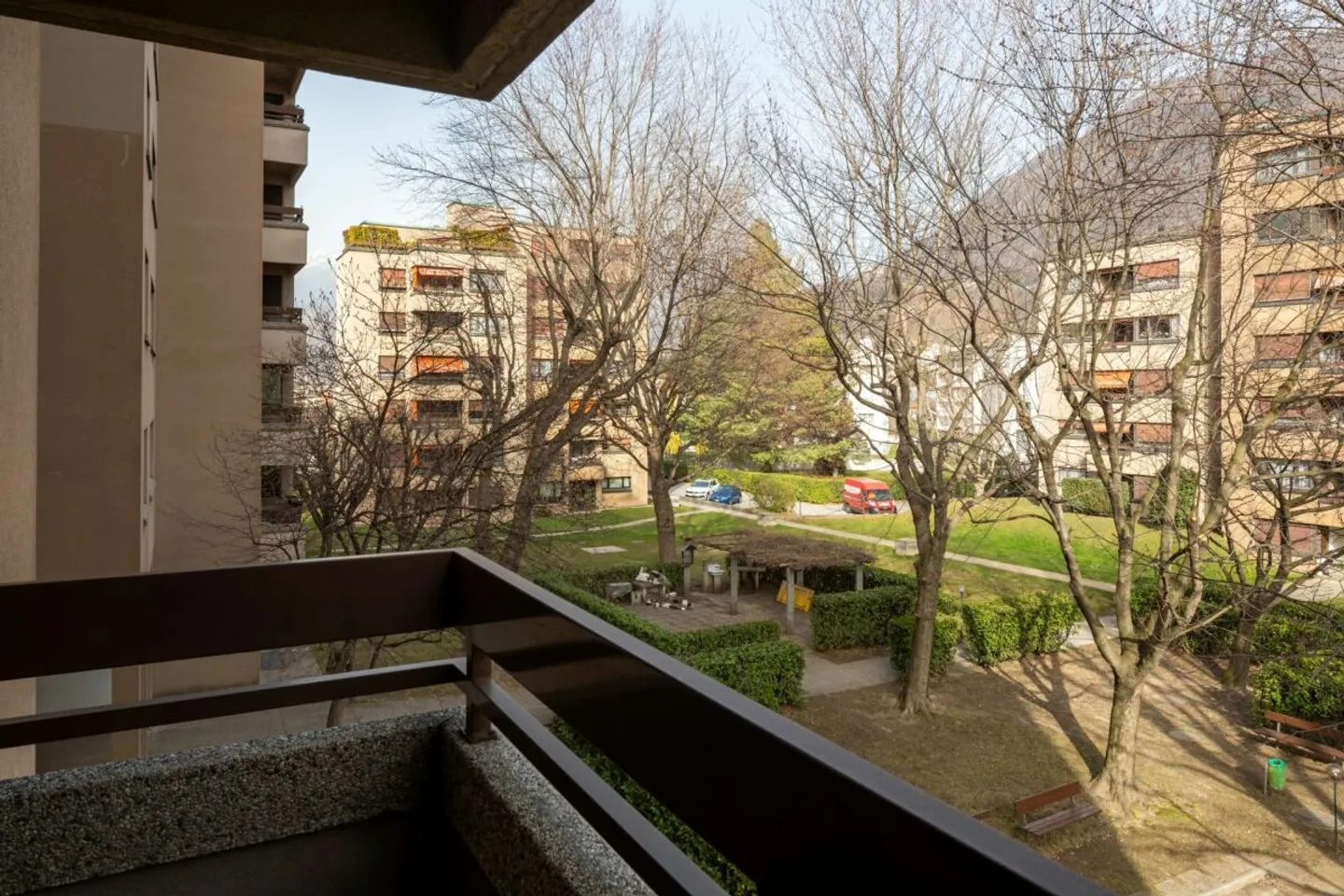 Luminoso appartamento 2.5 locali Giubiasco - Foto 9 di 13