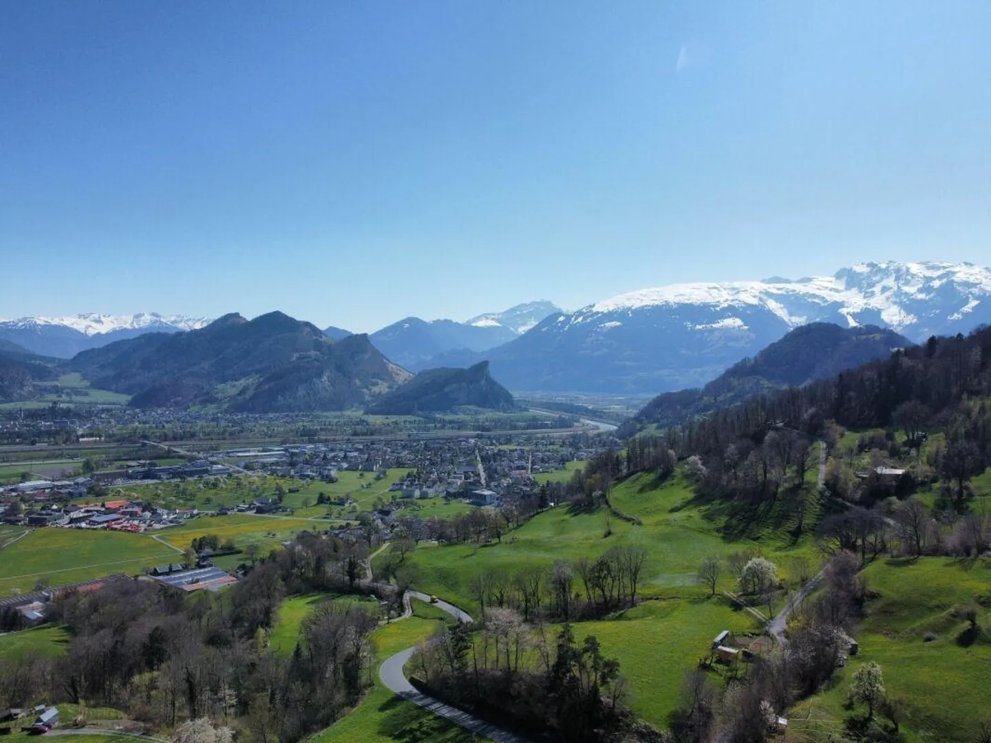 Grundstück mit verschiedenen Nutzungsmöglichkeiten - Photo 5 sur 6